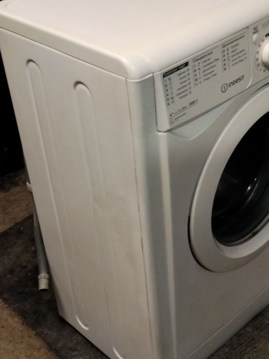 Пральна  машина в ідеальному стані можлива доставка