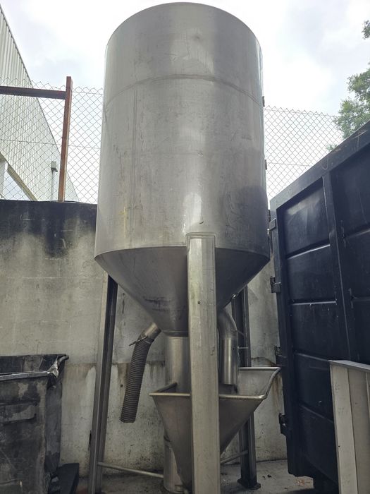 Silos em inox / reservatórios