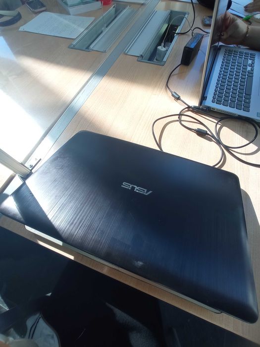 Computador ASUS gold Sonic master usado