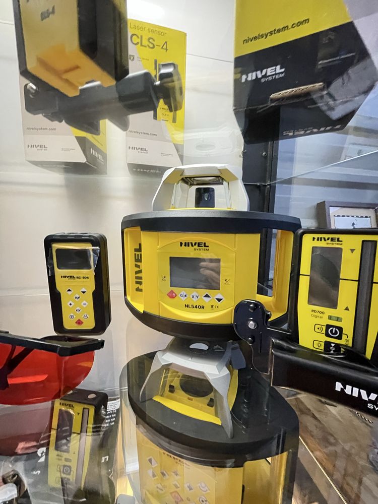 Niwelator Laserowy Nivel System NL 540 DIGITAL, łata, statyw, FV,Nowy,