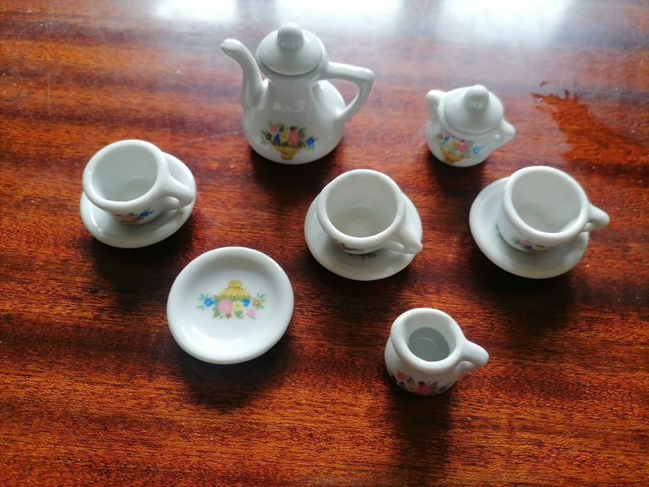 Іграшковий керамічний посуд