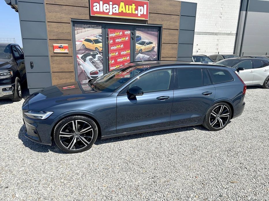 Volvo V60 4x4 V60 2.0D 190 KM R-Design ! 2020r ! Warszawa