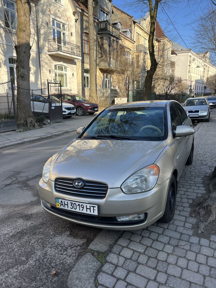 Продам Hyundai Accent