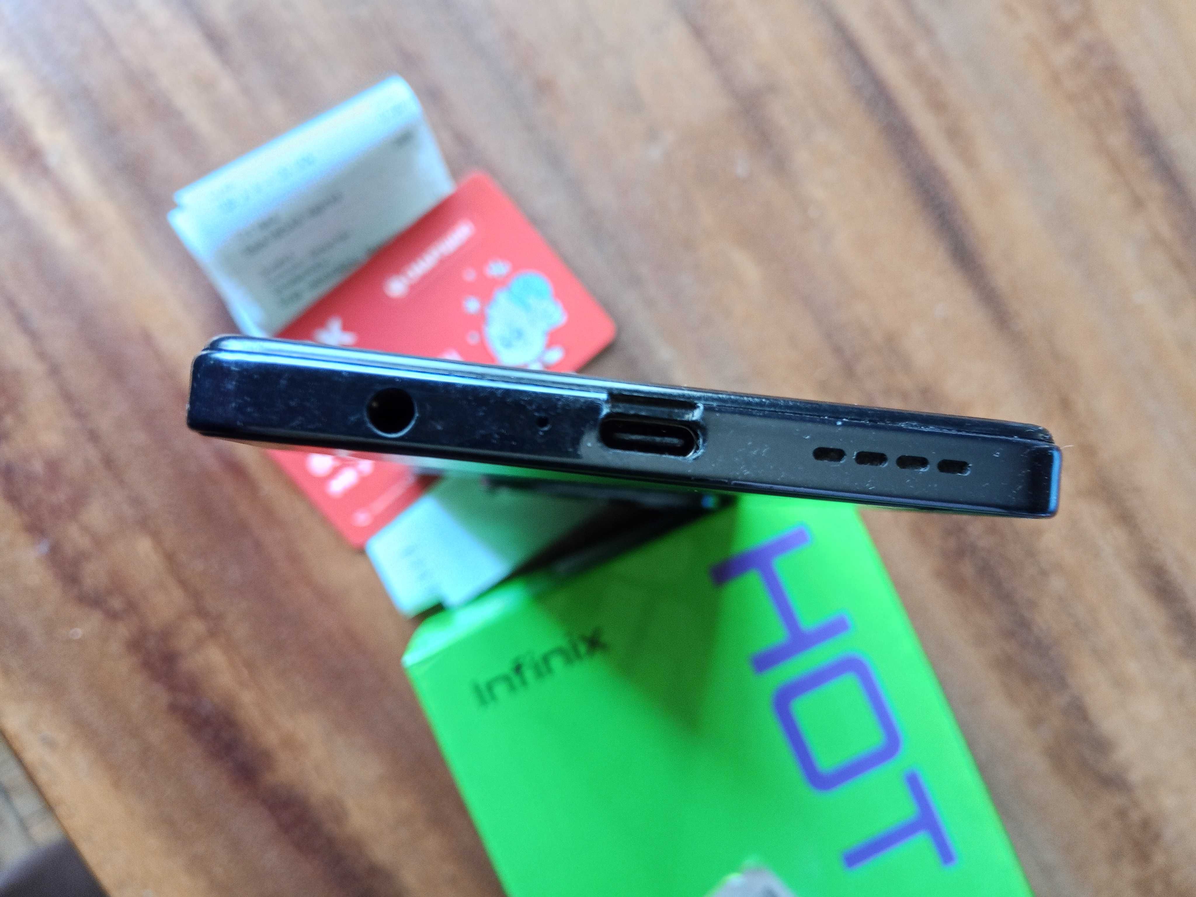 INFINIX HOT 40 X6836, 8/256GB, NFC,Android 13, color Starlit Black.