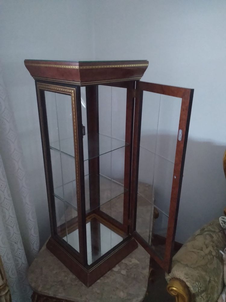 Vitrine Expositora com Tampo Espelhado