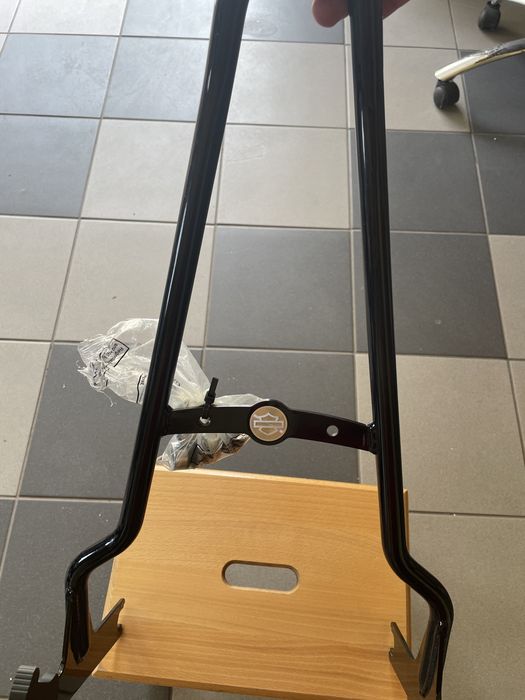 Sissybar Harley Davison Street Bod Fxdb.