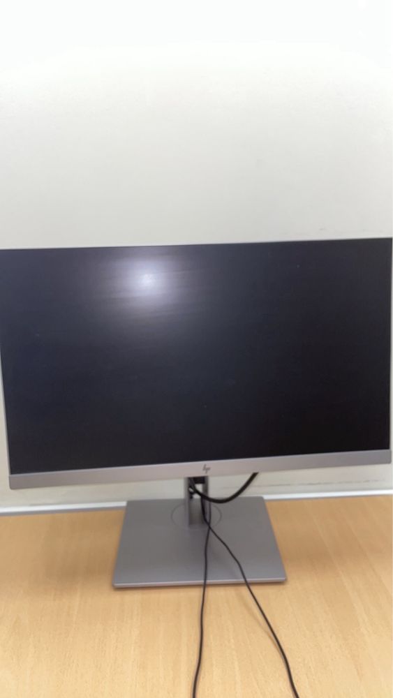 Монитор hp e233 24(доставку не пропонувати)