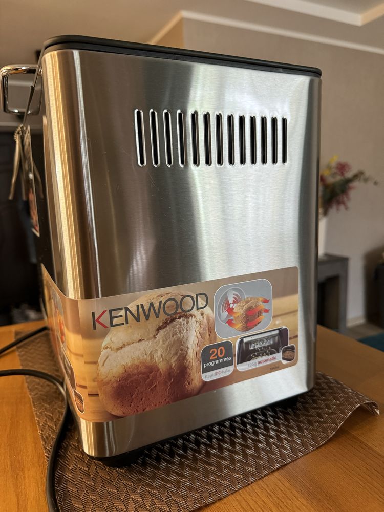 Хлебопечка Kenwood BM 450 КАК НОВАЯ