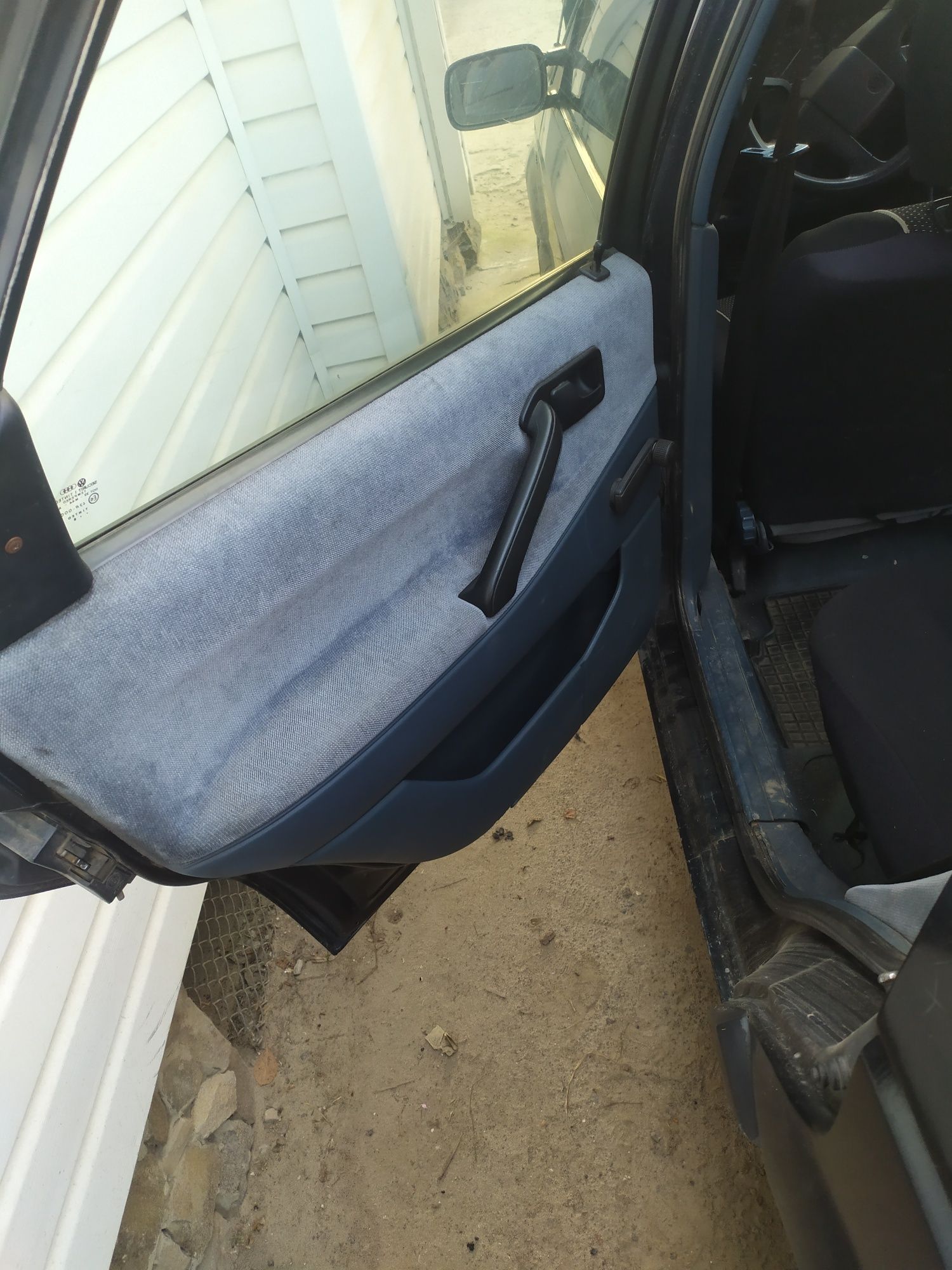 Продам VW Passat B3 1991р 1.8газ/бензин