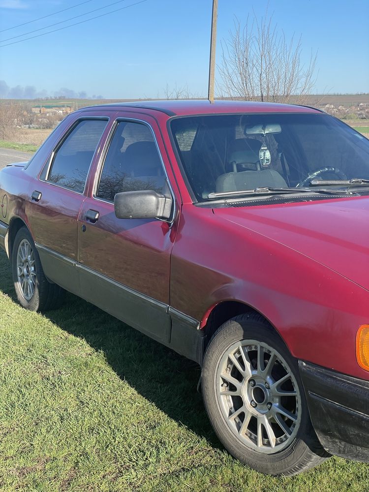 Ford Sierra 2,3D