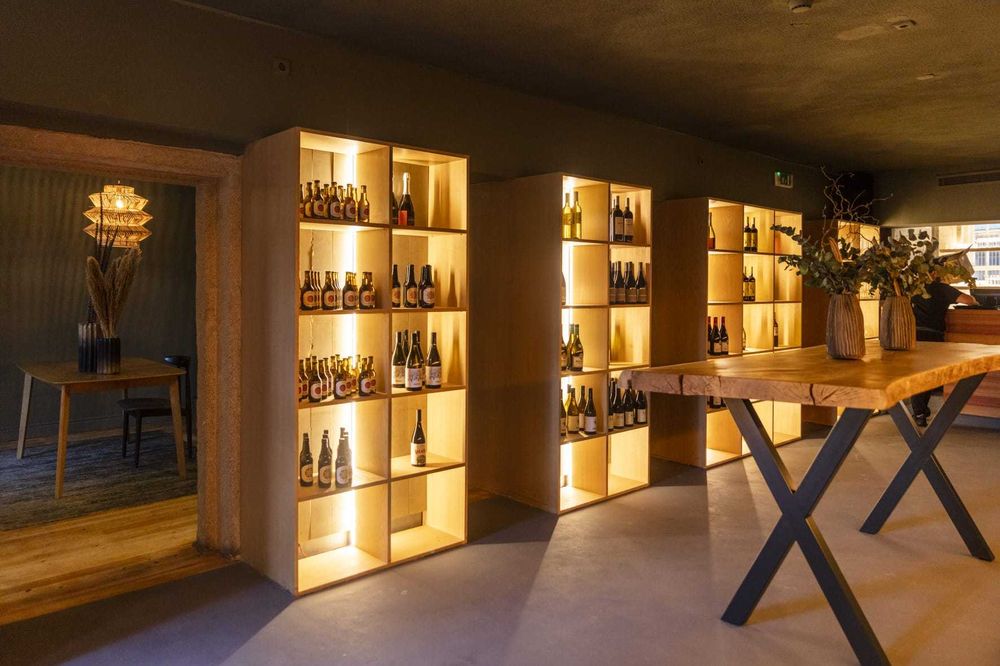 Restaurante para trespasse , Cais das Pedras, 15