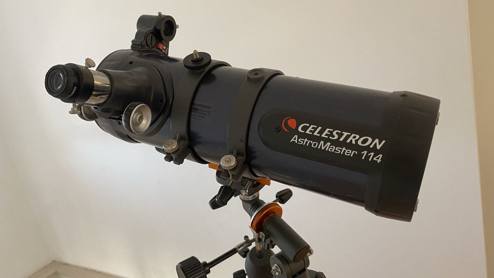 Telescopio Celestron 114