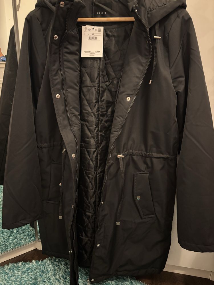Kurtka Parka firmy Mohito - nowa z metkq