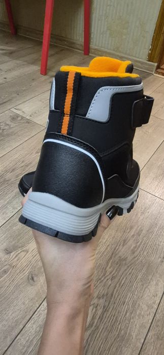 Ботинки зимові B&G чобітки 21 см