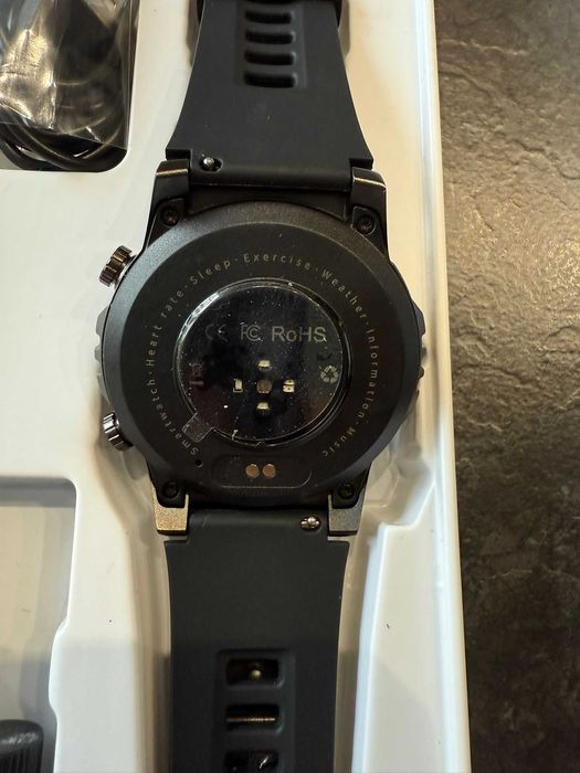 smartwatch G55  z dwoma paskami