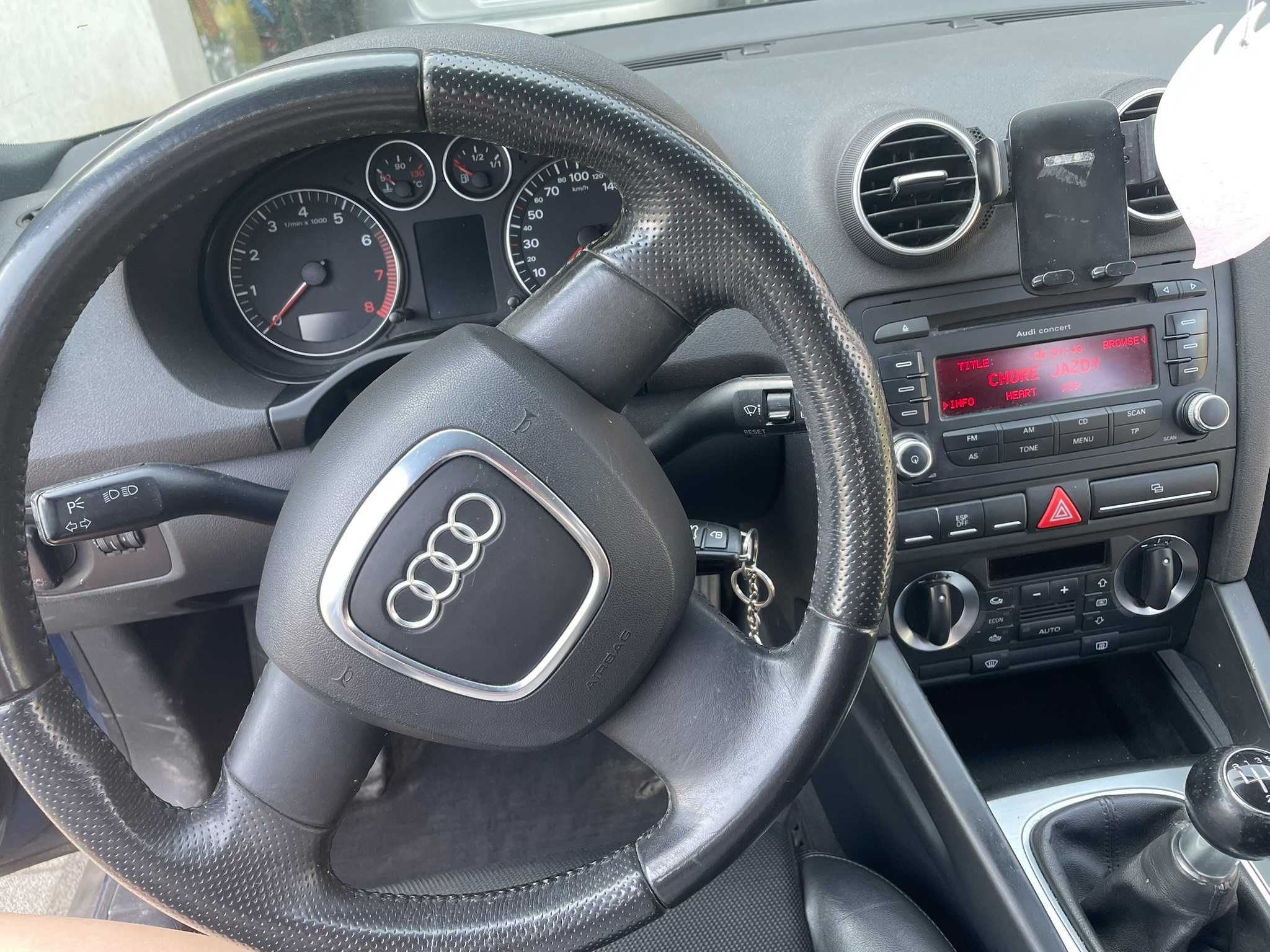 Audi A3 8P 2008r. niebieski 1.4 Benzyna. 5-drzwi. Wersja S-line.