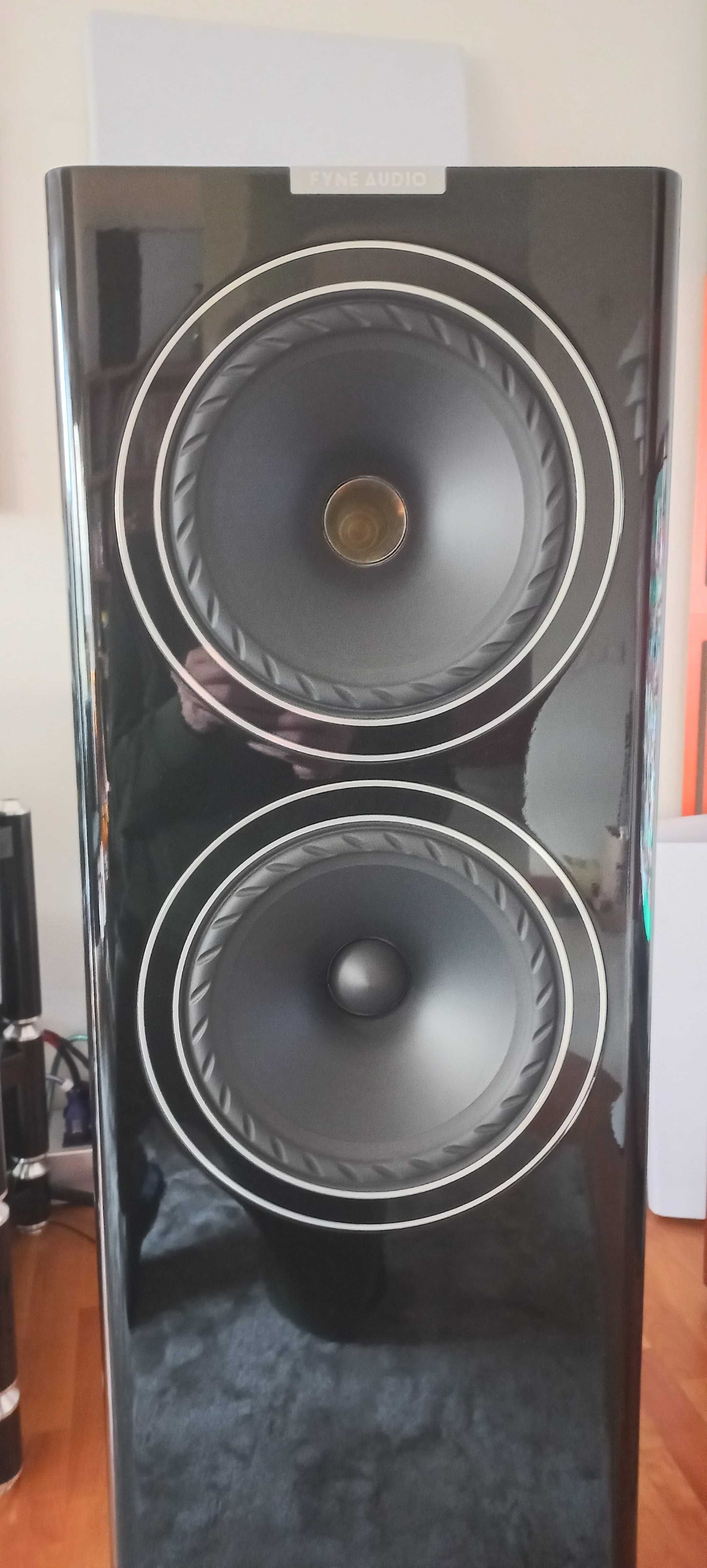 Fyne Audio  F703