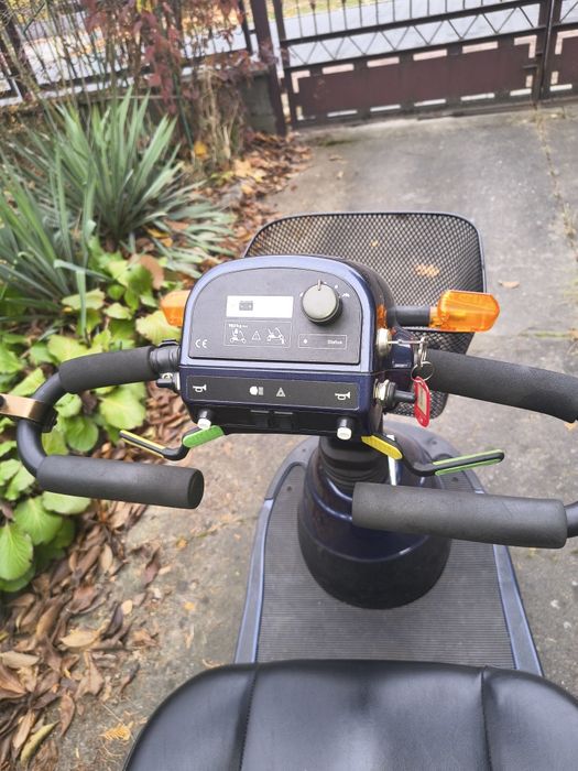 Skuter trójkołowy, Luna