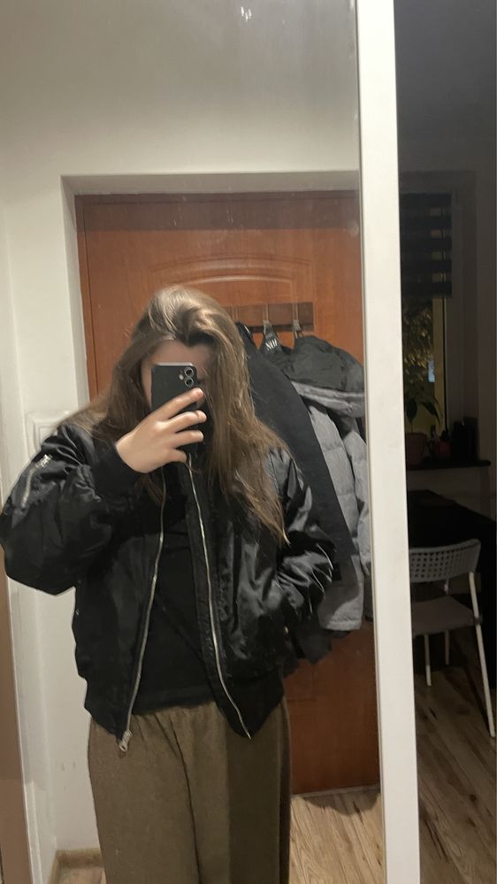 Kurtka bomber na jesień/wiosnę Pull&Bear (XS)