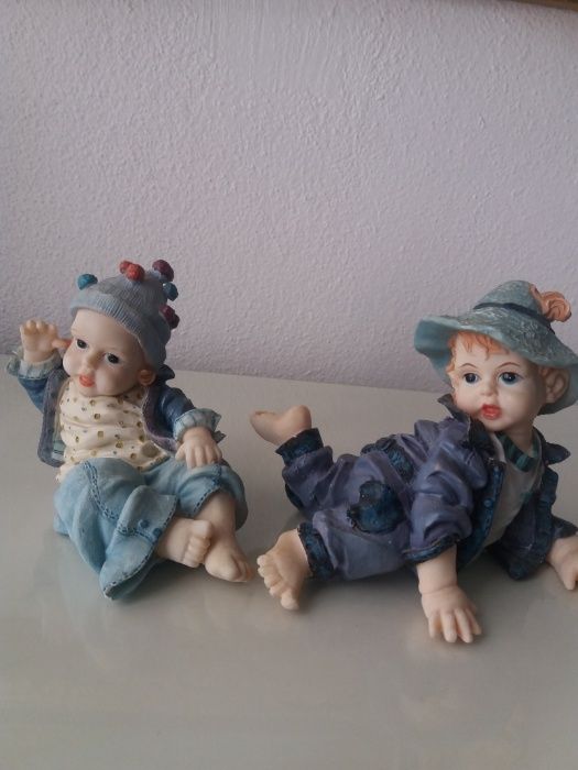 Bonitos bonecos em cerãmica os 2 =10€