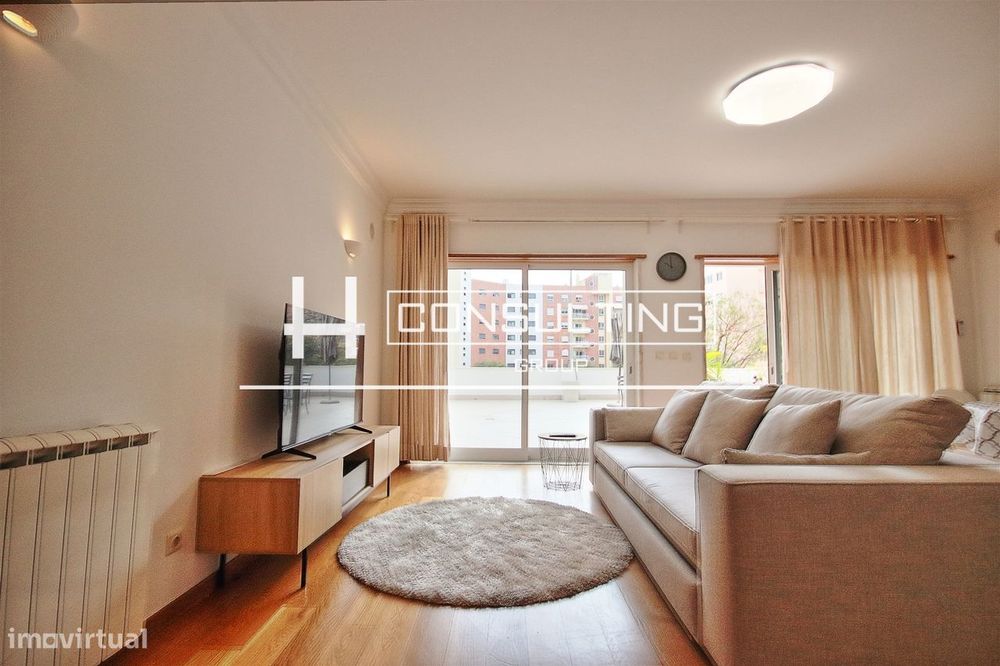 Apartamento T2 Arrendamento em Parque das Nações,Lisboa