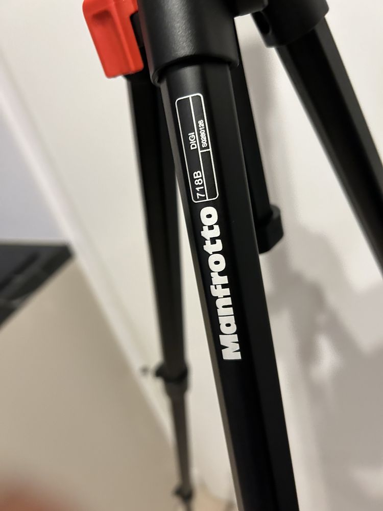 Statyw Manfrotto 718B