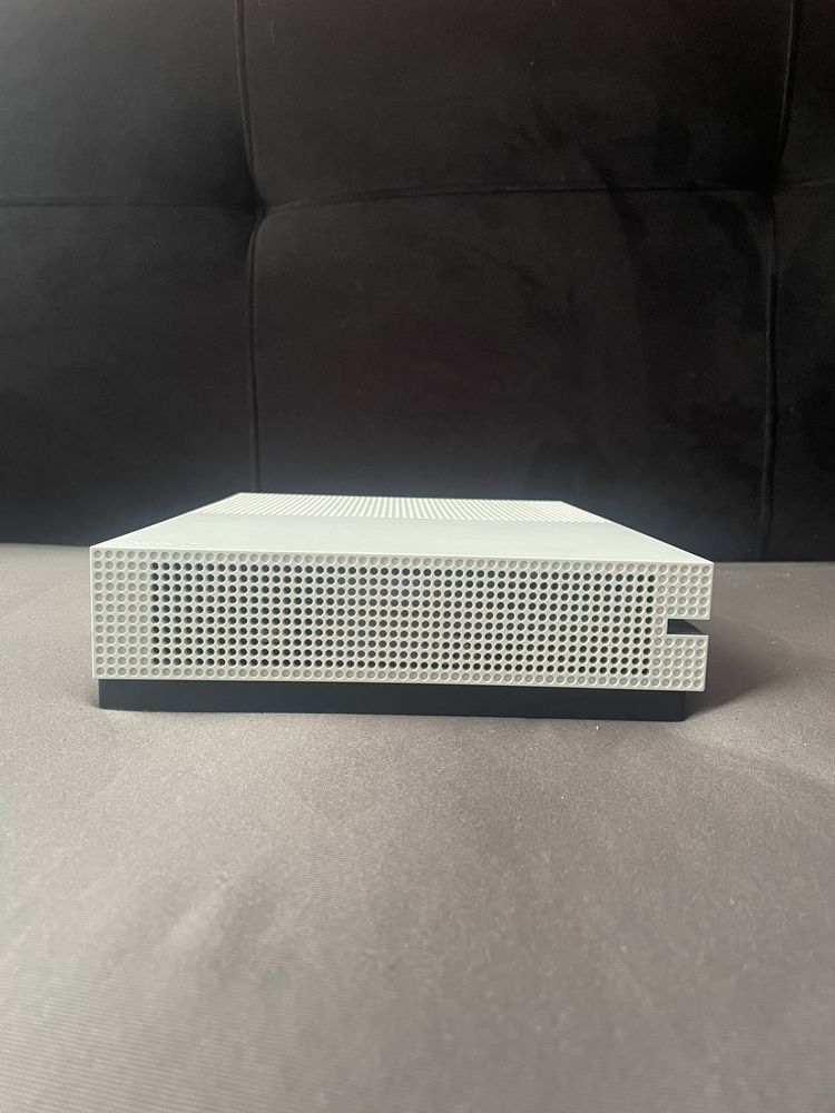 xbox one s 500gb bez pada