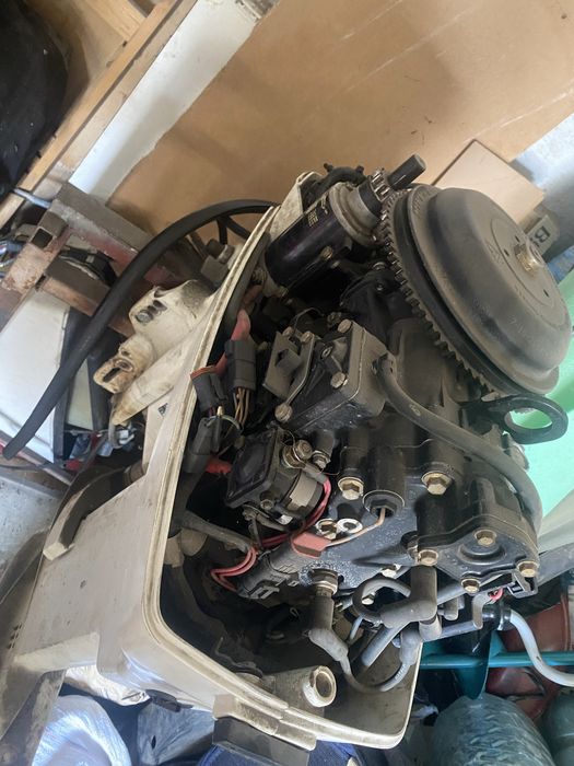 Продам ллодочный мотор Johnson 40