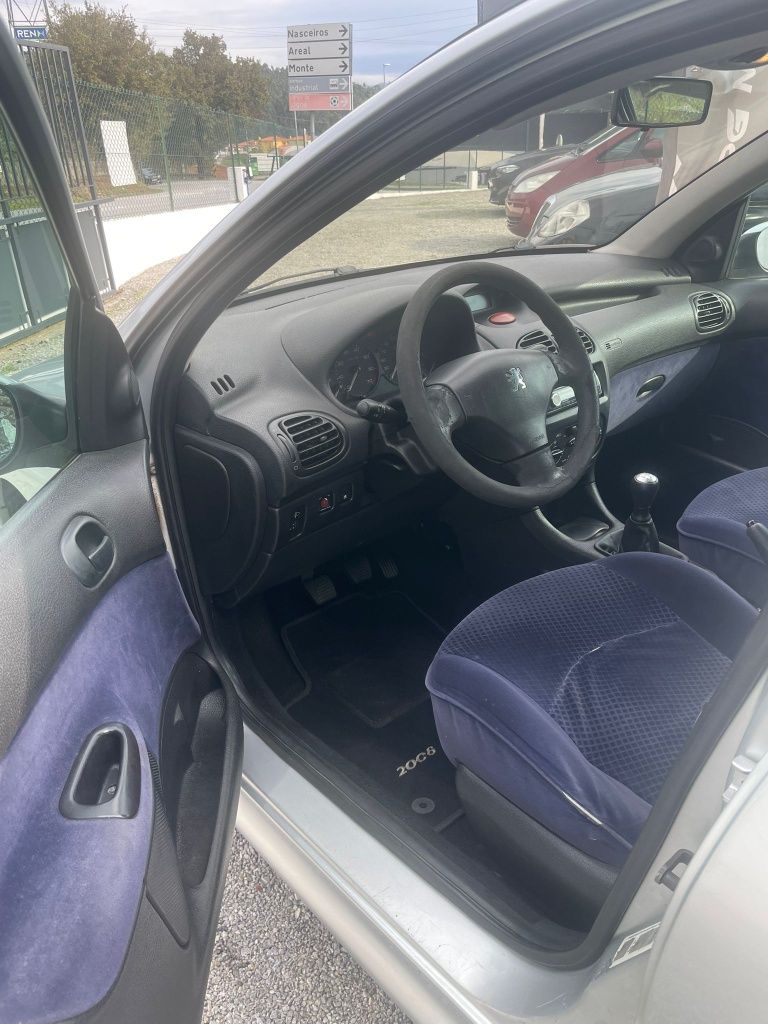 Peugeot 206 1.4 XT G T
