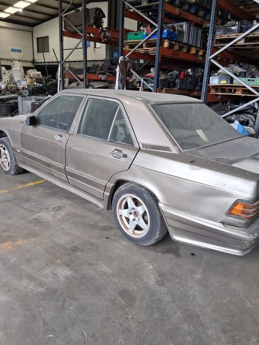 Mercedes 190 para peças