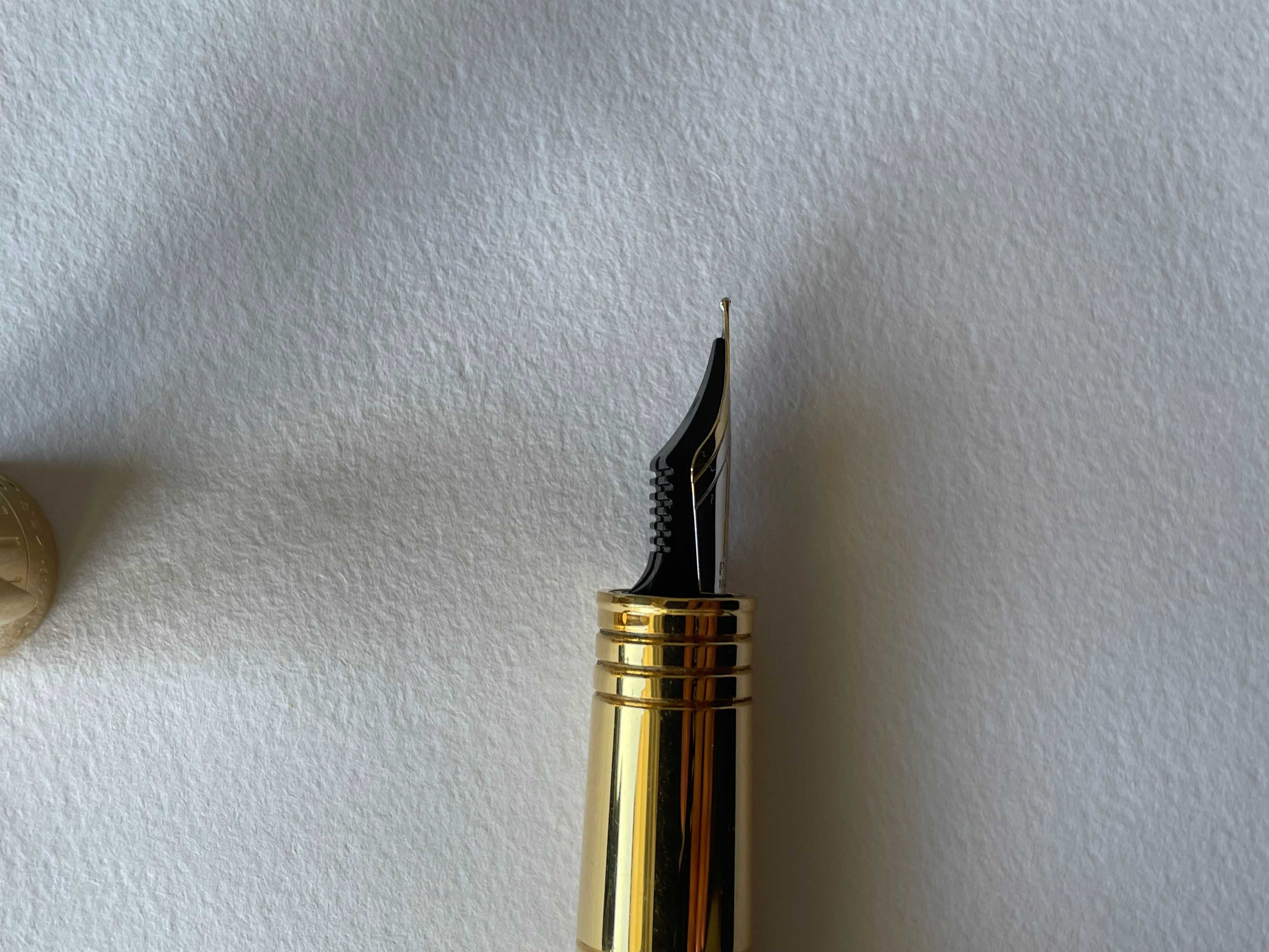 Pióro wieczne Parker Premier Graduated Chiselled - M