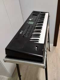 Keyboard Roland BK5 plus cases