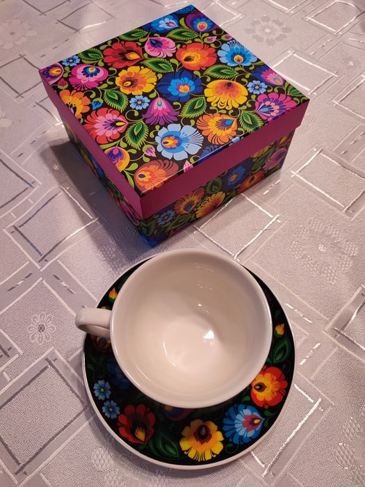 Filiżanka ze spodkiem Łowicz