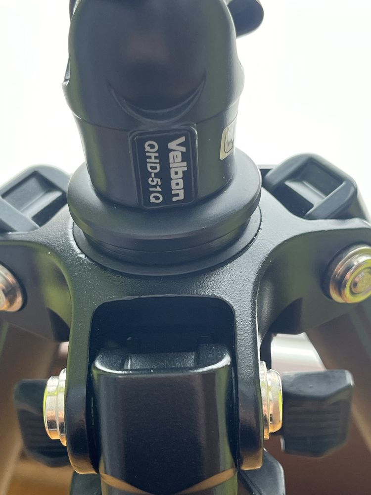 Bardzo stabilny Statyw do aparatu. Velbon sherpa 603 R / F