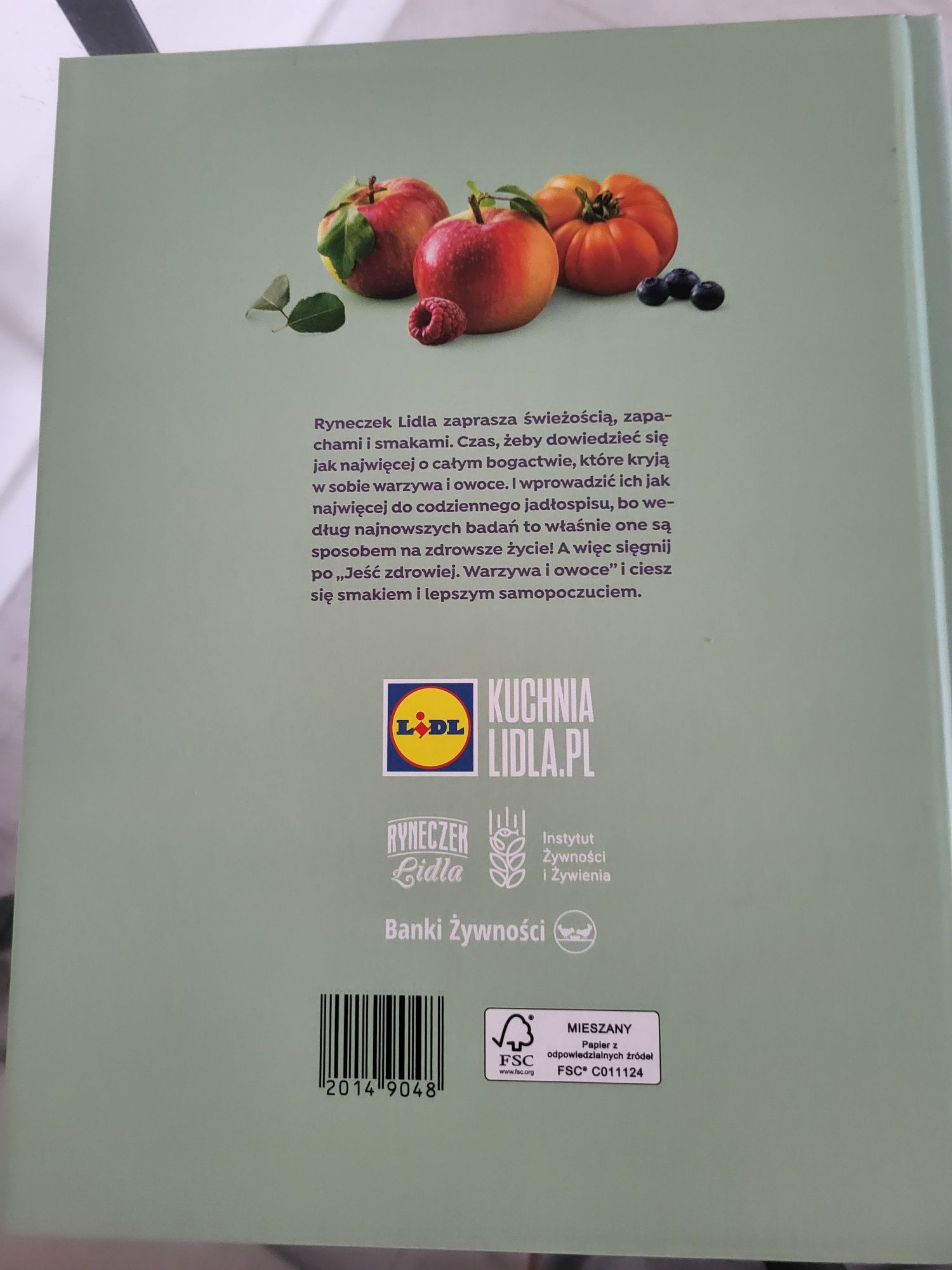 Książka jeść zdrowiej warzywa i owoce Lidl