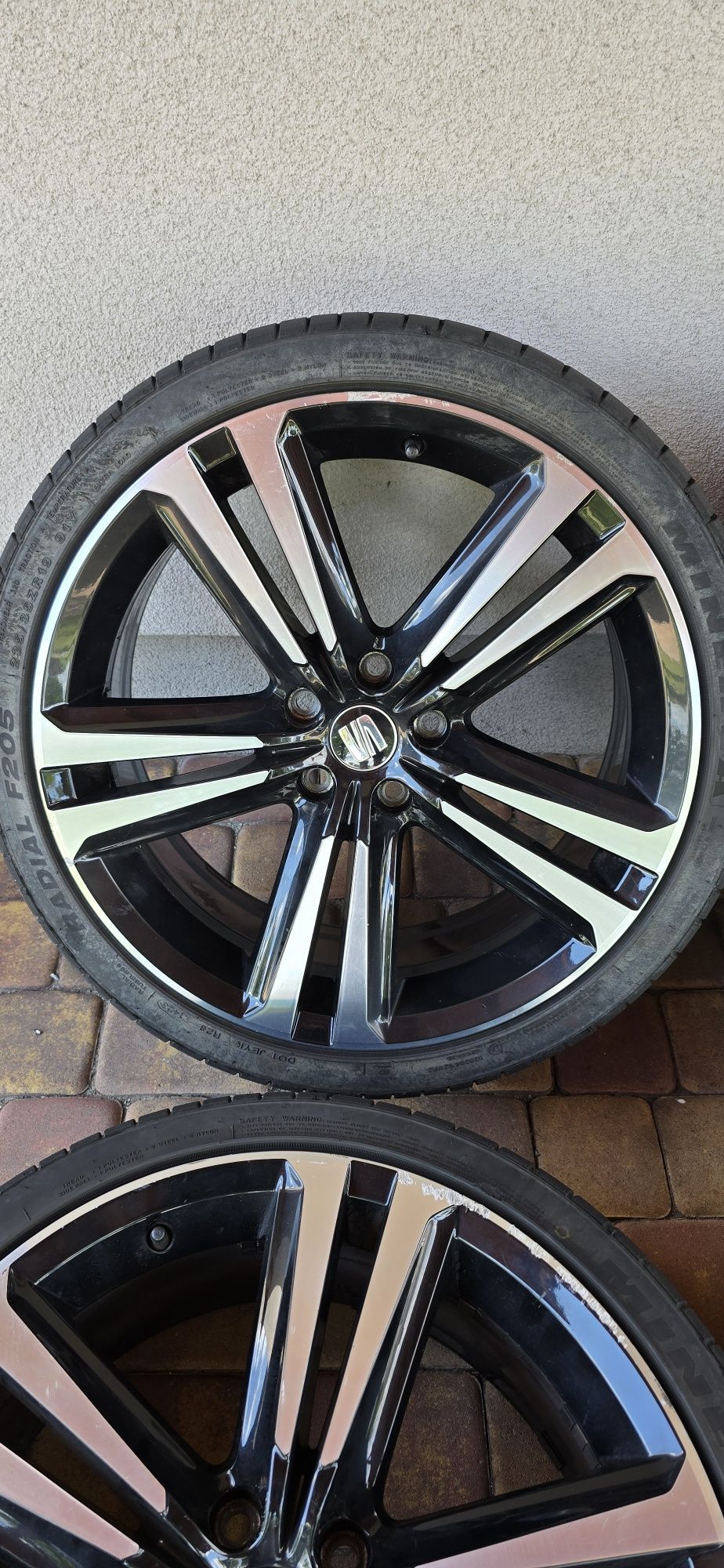 19cali 5x112 orginalne Seat Leon Cupra opony lato 235/35 19