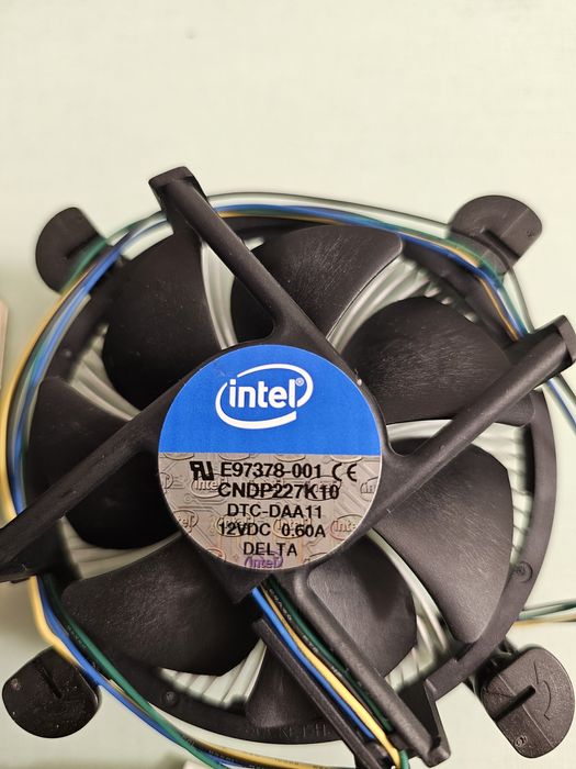 4 dissipadores para CPU