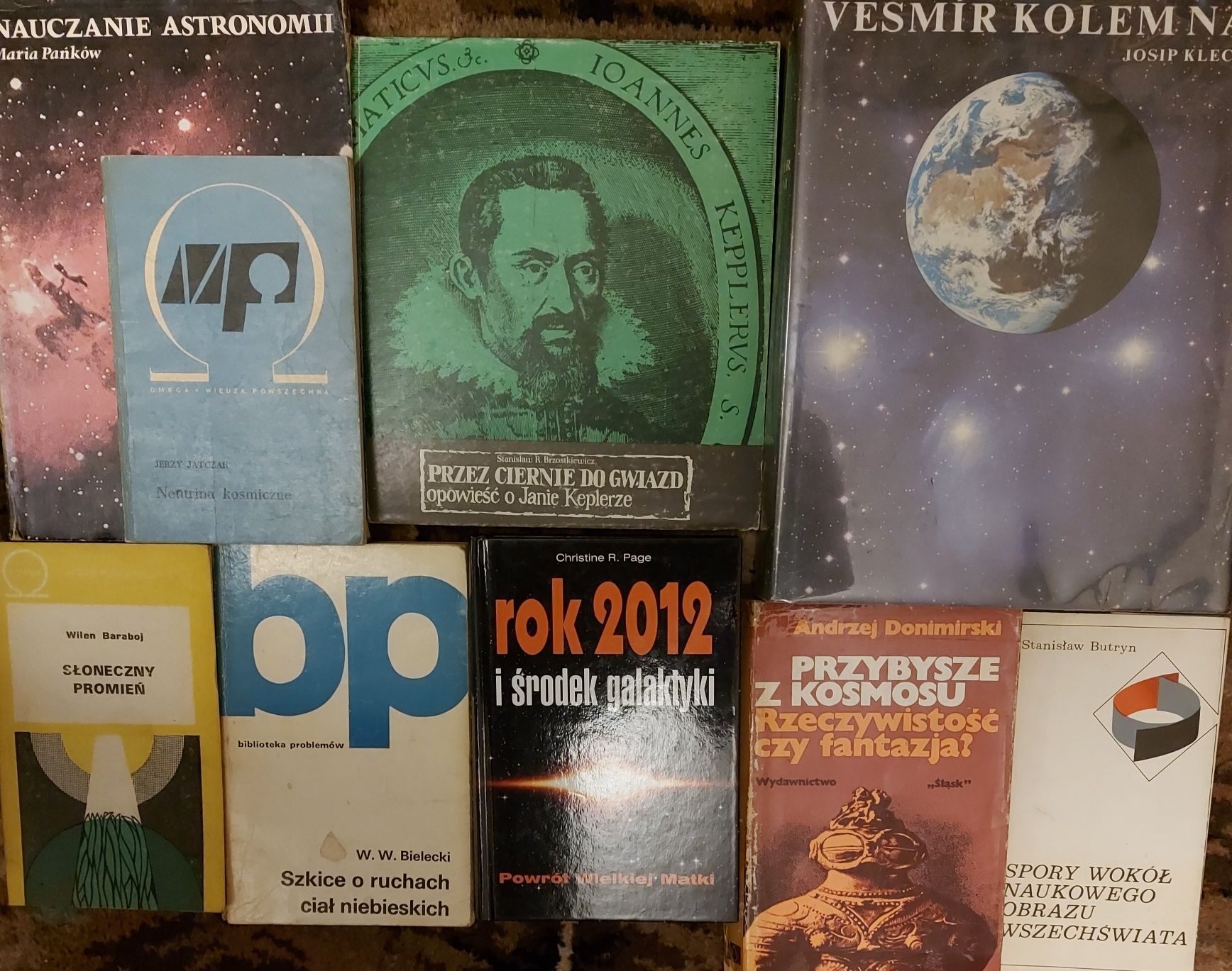 9 książek z astronomii zestaw