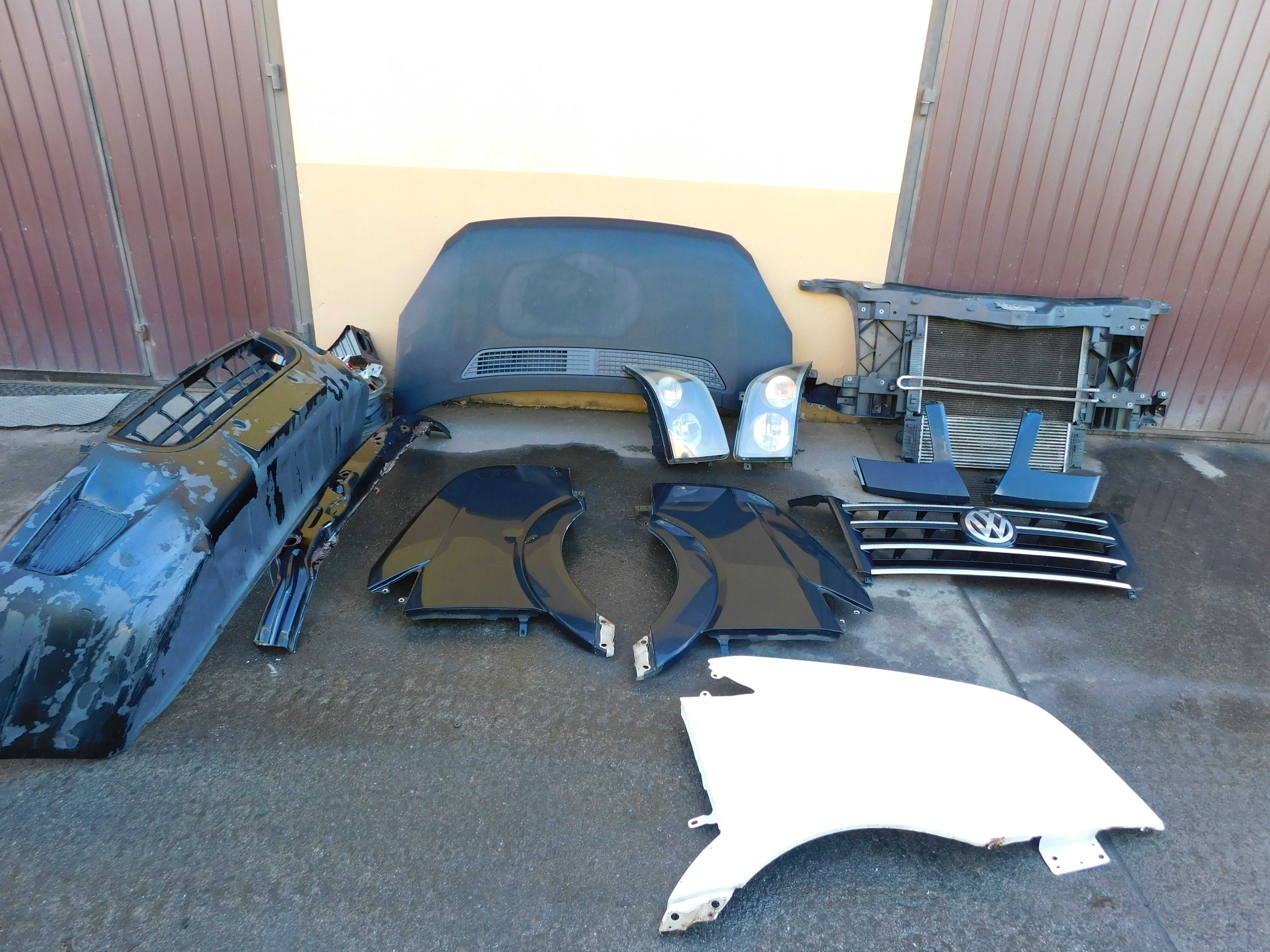 VW Crafter przód kompletny maska chłodnice lampy zderzak grill 06-12r