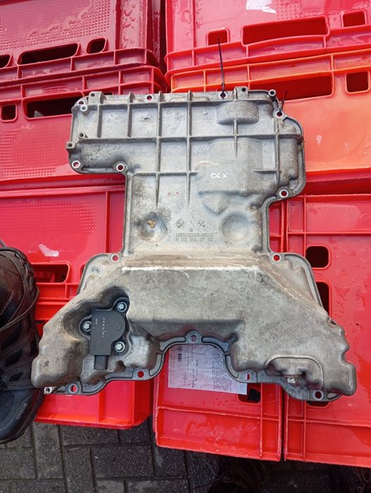 Miska oleju Mercedes c 203 3.2