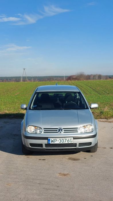 Volkswagen Golf Volkswagen Golf 4 1.6 sr basis benz+gaz
