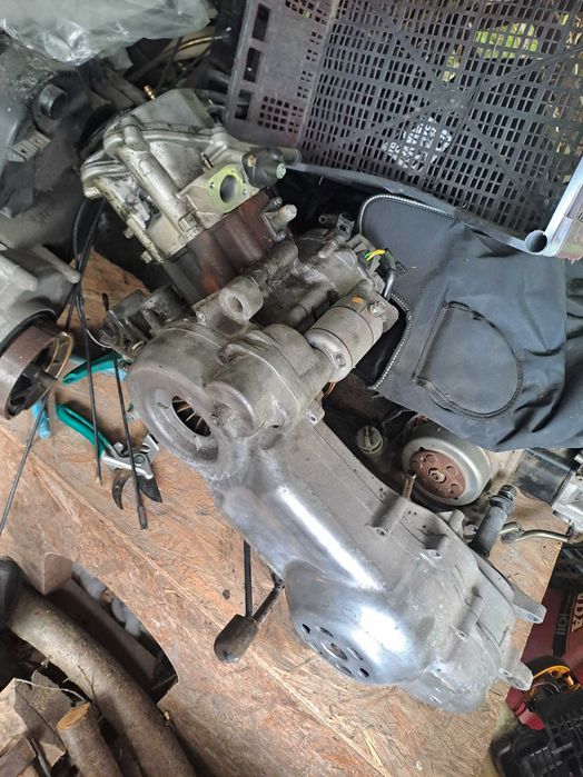 Peugeot Geopolis  125 ,, w całości na częsci , silnik, rama, siedzenie