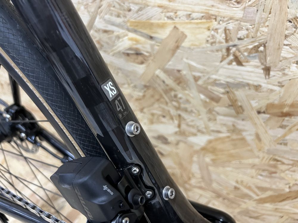 Bicicleta estrada Felt FR - Sram Rival AXS elétrico - Tamannho XS