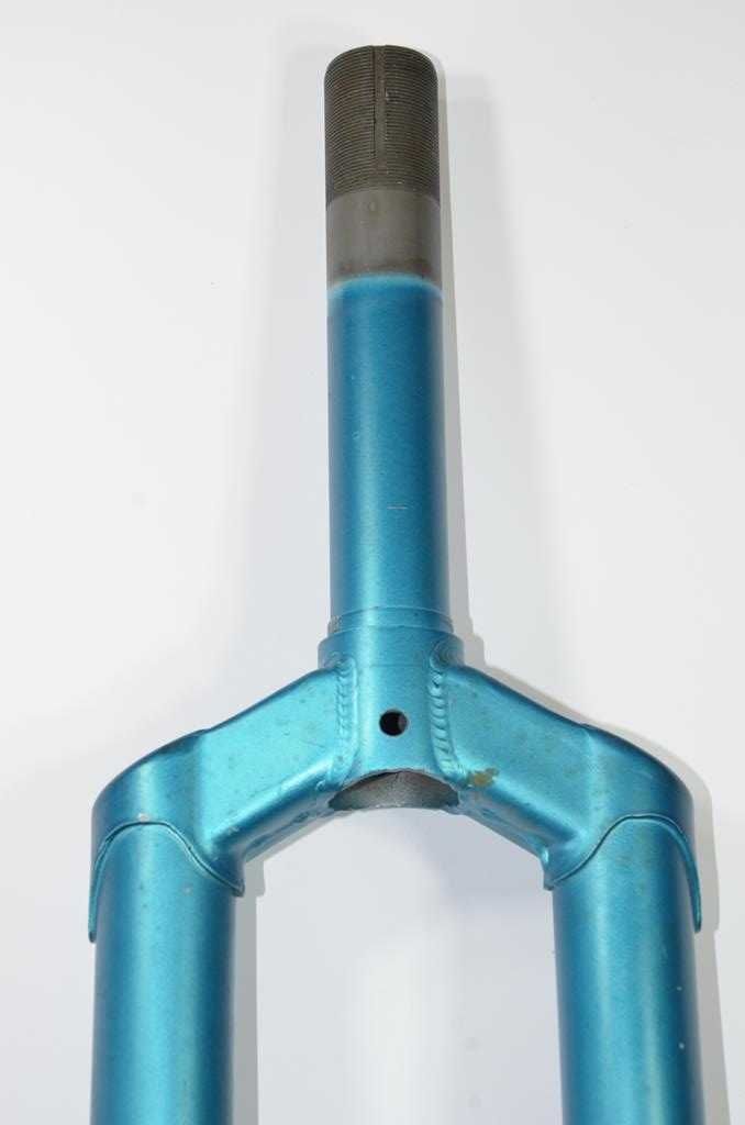 Nowy retro widelec GIANT stalowy 26" gwint 1 1/8" 28,6 odcień zieleni