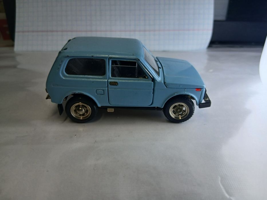 Нива СССР 1:43 продам