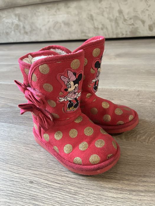 Угги для дівчаток 24розмір