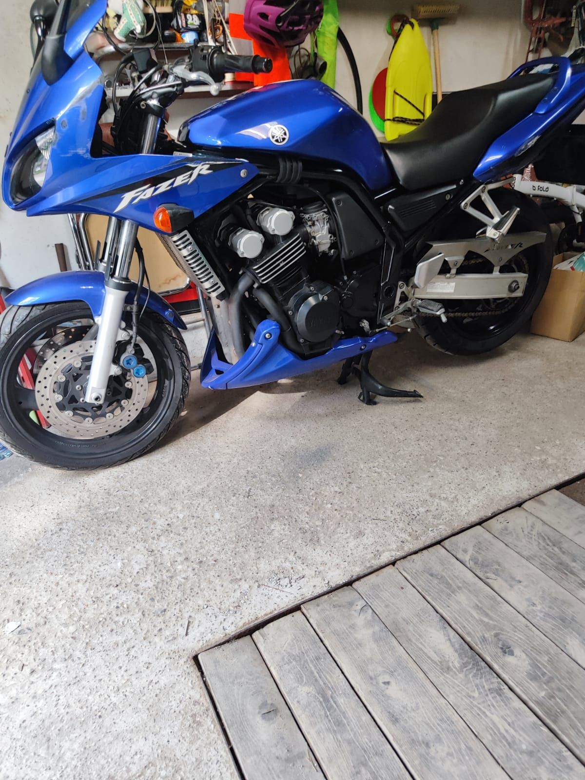 Yamaha Fazer 600