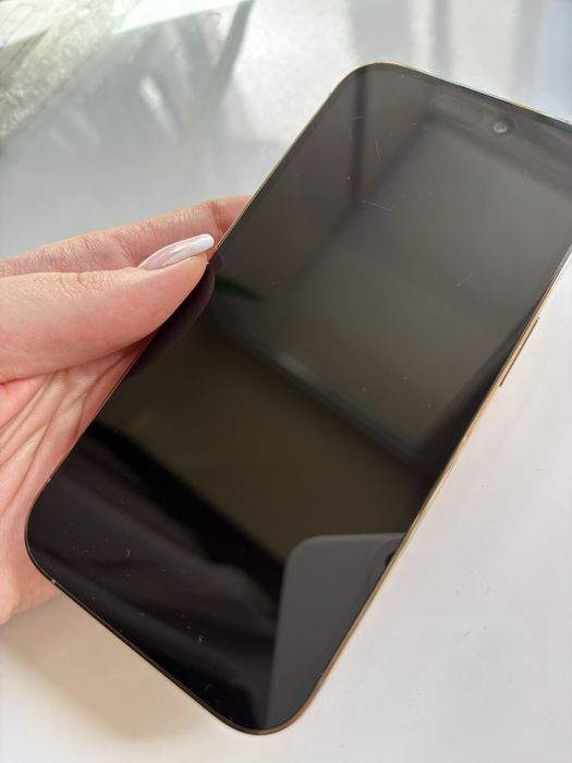 Apple iPhone 14 Pro на 1 Тб Rsim Айклауд