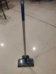 Vassoura aspirador da Black + Decker