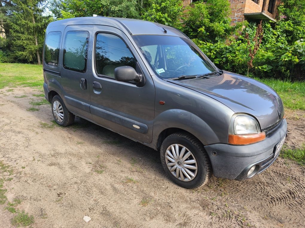 Renault Kangoo 1.2 Benz hak brak iskry